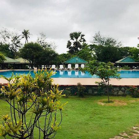 Chilaw City Hotel Негомбо Екстериор снимка